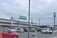 ファミリーマート　ドラッグイレブン志免