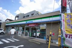 ファミリーマート　太宰府五条駅前