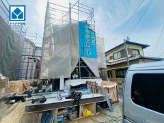 西鉄二日市駅・JR都府楼南駅まで徒歩10分。スーパー・コンビニまで徒歩5分。