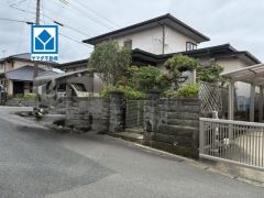 敷地面積はゆとりの80坪以上。さらに2方向が道路に面した開放的な角地です。西鉄天神大牟田線「三国が丘」駅まで徒歩10分＾＾