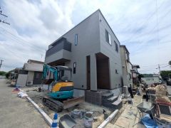 西鉄バス「黒穂」停まで徒歩4分＾＾ＪＲ香椎線「宇美」駅まで自転車で約12分（1.9ｋｍ）