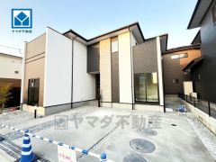 オール電化。JR香椎線須恵駅まで徒歩6分、都心へのアクセス良好。スーパーやコンビニなども近く周辺環境充実。 快適でゆとりのある生活空間で新生活を始めましょう^^