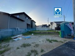 設備仕様も充実した新築戸建です。 快適でゆとりのある生活空間で新生活を始めましょう^^一戸建ての多いエリア。落ち着いた雰囲気で快適な生活を送れます。