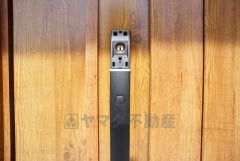 かざすだけで開閉できる、タッチキー採用の玄関。お買い物帰りで、両手がふさがってきても簡単に中に入れます＾＾