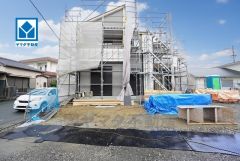 コンビニまで徒歩5分、ドラッグストアまで徒歩12分。田川市コミュニティバス「川宮」停徒歩5分＾＾