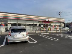 セブンイレブン　粕屋丸の内店
