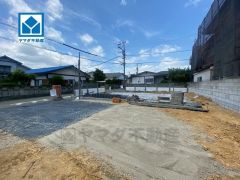 スーパー・コンビニまで徒歩10分圏内。周辺環境充実。西鉄バス上須恵口停徒歩5分。敷地面積広々約61坪＾＾