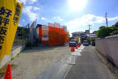 前面道路は北西側約4ｍ。