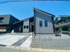 ＪＲ香椎線「宇美」駅まで徒歩7分の西鉄バス「原田」停から乗車7分＾＾通勤、通学などに便利です＾＾西鉄バス「原田」停まで徒歩7分＾＾