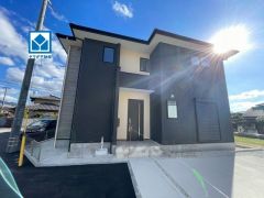 スーパー・コンビニまで徒歩8分圏内＾＾周辺環境充実。西鉄バス「通古賀南」停徒歩7分＾＾