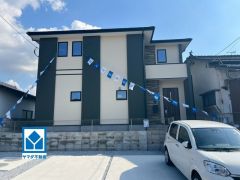 平成筑豊鉄道「勾金」駅徒歩5分＾＾コンビニまで徒歩6分。スーパーまで徒歩14分。周辺環境充実＾＾