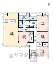 平屋住宅で昇降も無く生活動線がスムーズです＾＾ ファミリークローク・パントリー・ランドリースペースカウンター付き。オールフローリング＾＾