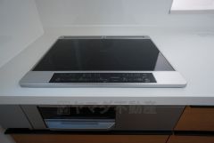 3口コンロなので、効率よくお料理が楽しめます。毎日のお料理も楽しくなりますね＾＾