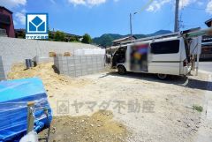 敷地面積広々63坪。西鉄バス「一 番田」停まで徒歩4分。コンビニまで徒歩12分スーパーまで徒歩13分。
