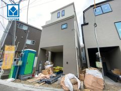 西鉄天神大牟田線「春日原」駅まで徒歩約10分＾＾お気に入りの家具とインテリアでステキな部屋を作りましょう。