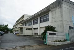 山家小学校