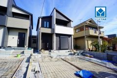 スーパーまで徒歩9分。コンビニまで徒歩10分。お買い物が便利＾＾