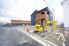 駐車スペースはゆとりある4台分を確保。マイカー用に、お客さま用に、余裕を持ってご利用いただけます。