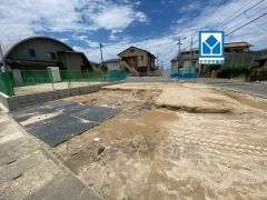 イオン二日市店まで車で約5分。ショッピングを楽しめます。西鉄天神大牟田線西鉄二日市駅まで徒歩13分。通勤や通学に便利です＾＾