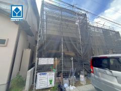 オール電化住宅。西鉄・JR2沿線利用可能＾＾コンビニまで徒歩4分。