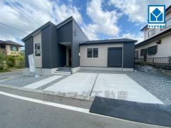 スーパー・コンビニ・ドラッグストアまで徒歩14分圏内＾＾水城ICまで車で約16分（5ｋｍ）