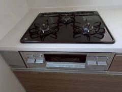 3口コンロなので、効率よくお料理が楽しめます。毎日のお料理も楽しくなりますね＾＾