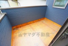 陽当たりの良いバルコニー。