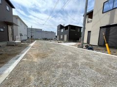 （分譲地内道路）須恵ICまで車で7分と通勤やお出かけに便利＾＾2ｋｍ