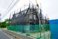 大きな車でも駐車しやすいため、車のサイズを気にせず好きな車に乗れます。
