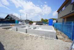 ＪＲ香椎線「宇美」駅まで徒歩8分＾＾通勤やおでかけに便利＾＾宇美小学校まで徒歩約4分＾＾宇美中学校まで徒歩約5分＾＾