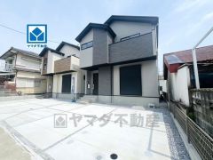 西鉄バス停徒歩8分。スーパー・コンビニ歩10分圏内＾＾