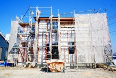 イオン穂波ショッピングセンターまで車で約4分（1.3ｋｍ）ショッピングなど楽しめます＾＾コンビニまで徒歩7分＾＾