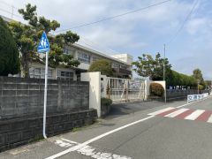 粕屋町立仲原小学校