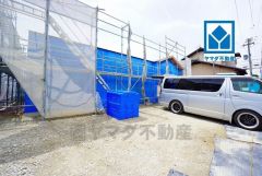 西鉄太宰府線「西鉄五条」駅まで自転車で約10分（1.5ｋｍ）