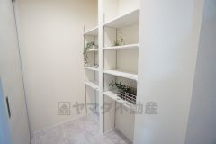 ランドリールームでは室内物干しや衣服の収納ができますよ＾＾