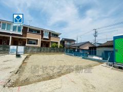敷地面積約46坪＾＾スーパー・コンビニ徒歩4分。福岡ICまで車で約20分。（6.4ｋｍ）おでかけに便利。