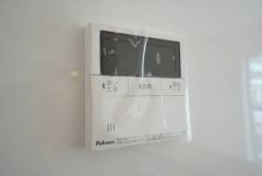 おいだき機能つきなのでお風呂に入る時間が異なるご家庭には嬉しいですね。ボタン一つで快適で便利な生活が＾＾