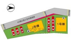 カースペース4台＾＾ ご夫婦で1台ずつと急な来客やご友人も余裕を持ってお停めできます＾＾ 前面道路は交通量が少なく小さなお子様がいるご家庭も安心です＾＾