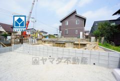 西鉄バス南山手入口徒歩3分。並列駐車3台＾＾イオン大野城ショッピングセンターまで車で約17分（5.3ｋｍ）