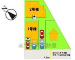 2号棟。カースペースは2台分付き。