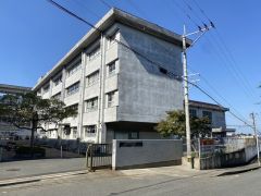 宇美東中学校