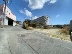 鹿児島本線「大野城」駅まで徒歩10分。西鉄天神大牟田線「下大利」駅まで徒歩15分。2沿線利用できて便利＾＾