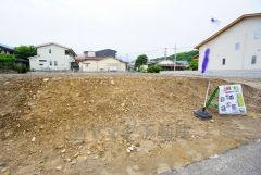 カースペースは2台付きです。 ご夫婦で1台ずつ所有できます。