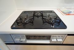 3口コンロなので、効率よくお料理が楽しめます。毎日のお料理も楽しくなりますね＾＾