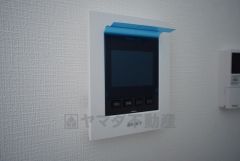 防犯性、セキュリティ対策に安心できるテレビモニター付きインターフォンです。セールスマン対策にもなり安心できます。