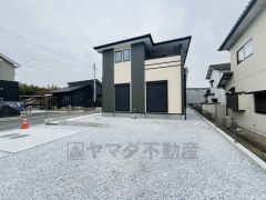 飯塚市立病院まで徒歩4分＾＾ ＪＲ筑豊本線「新飯塚」駅までバスで34分＾＾全居室に収納有り。
