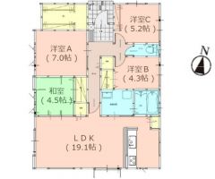 約19帖のLDK＾＾隣接する和室と合わせると約24帖あり広々と使用できますよ＾＾ 主寝室には大型のWIC付きです＾＾
