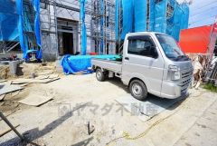 カースペース3台分。ご夫婦で1台ずつと友人や急な来客があっても安心です＾＾穂波東IC入口（八木山バイパス）まで車で約9分。遠出のお出かけに便利＾＾