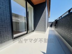続きバルコニーで日当り風通し良好です＾＾