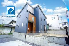 イオンモール福岡まで車で約7分（2.1ｋｍ）ショッピングや映画鑑賞などを楽しめます＾＾